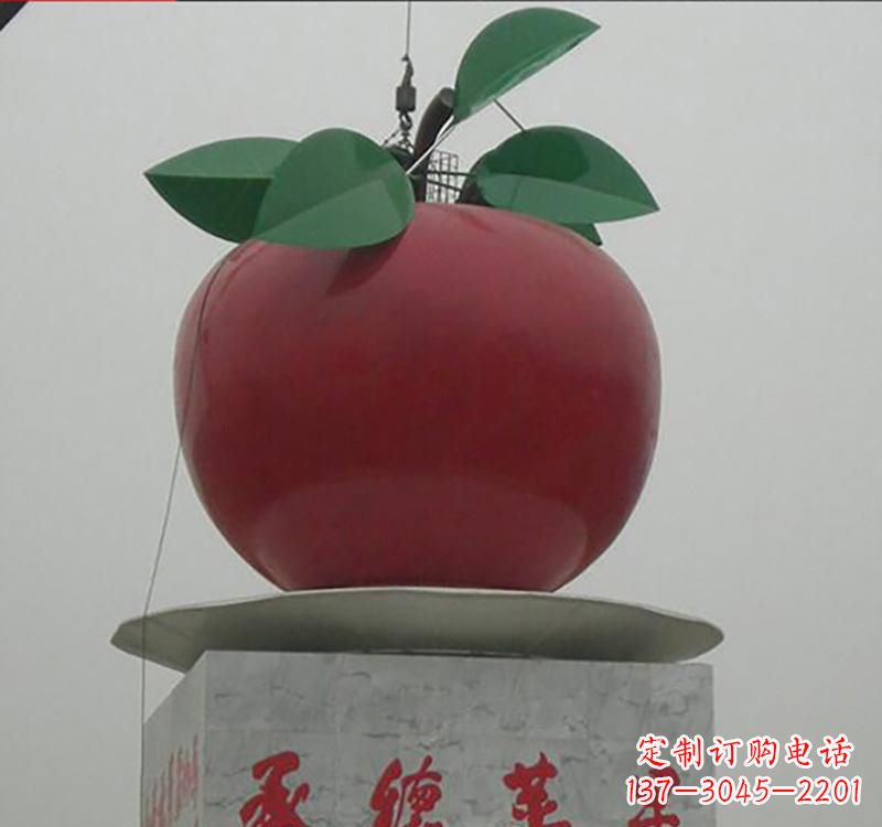聊城不锈钢苹果雕塑一件充满艺术气息的作品