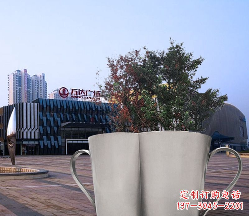 聊城不锈钢花盆雕塑带来精致的艺术感受