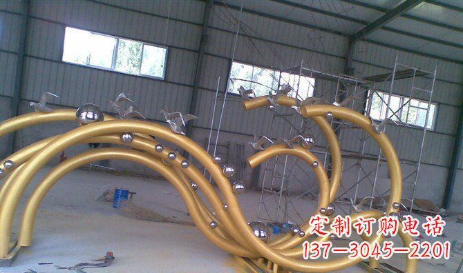 聊城海鸥景观以不锈钢雕塑点亮海岸