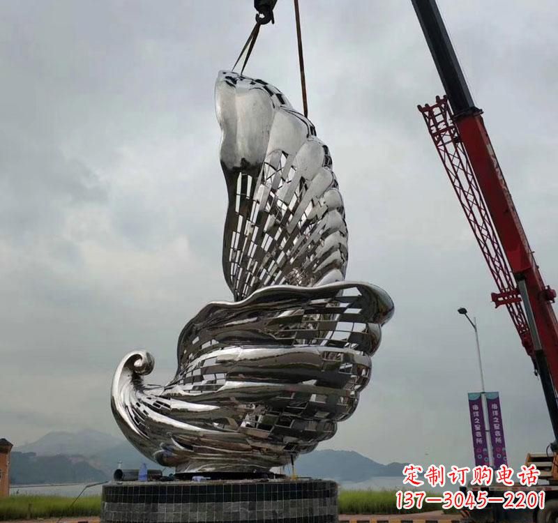 聊城不锈钢海螺雕塑象征着海洋的美丽