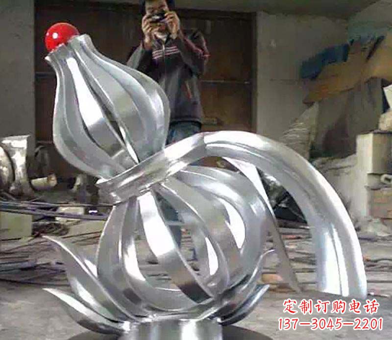 聊城不锈钢葫芦雕塑艺术与科技的完美结合