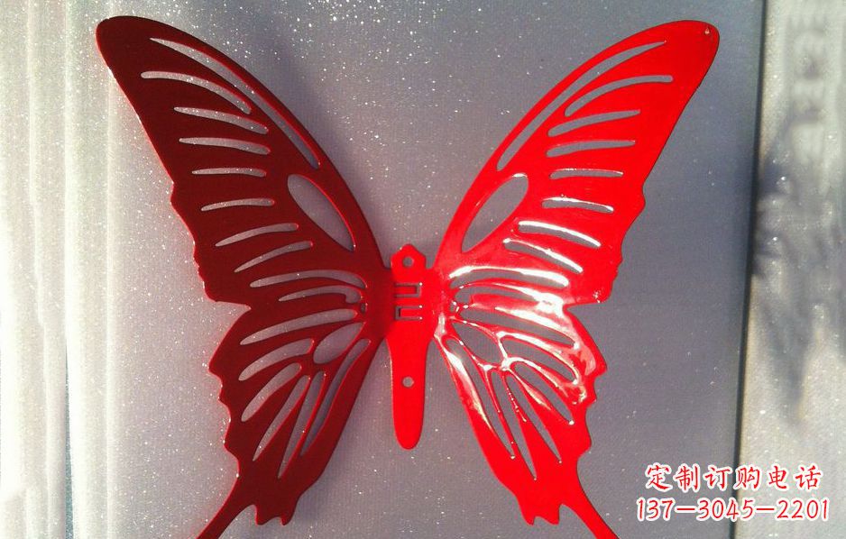 聊城不锈钢蝴蝶雕塑让蝴蝶飞跃展现灿烂美丽