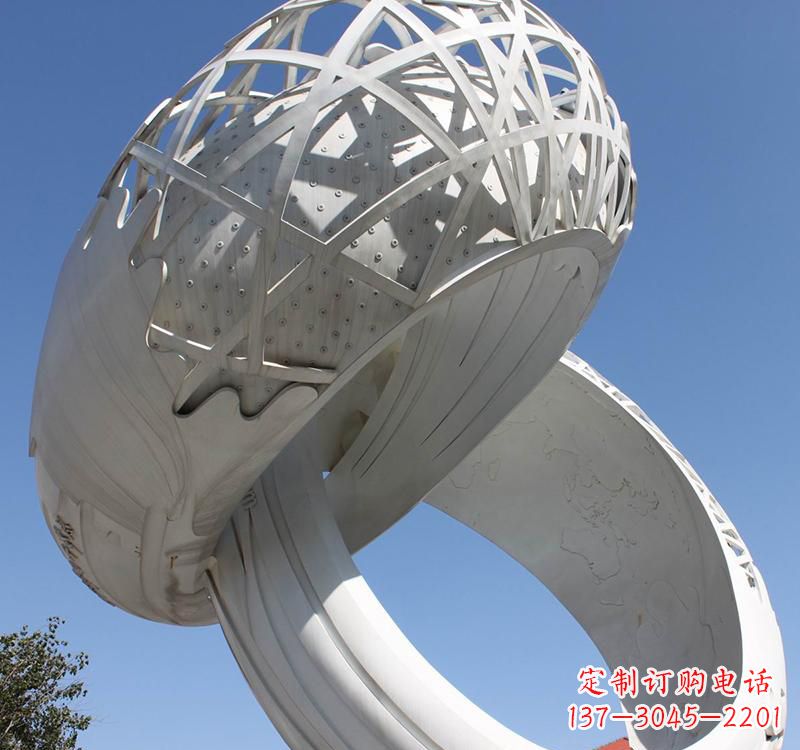 聊城不锈钢户外婚庆戒指雕塑婚礼永恒的记忆