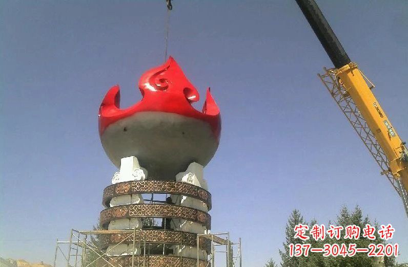 聊城不锈钢火炬雕塑象征着永恒的精神