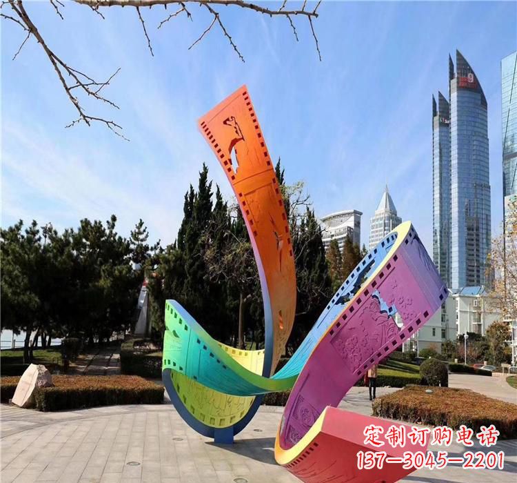 聊城波浪状的不锈钢胶卷雕塑
