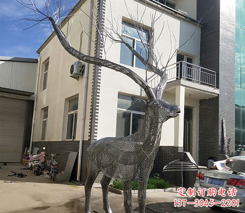 聊城不锈钢景观梅花鹿雕塑美丽的艺术精品