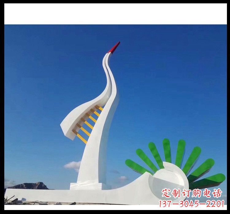 聊城不锈钢松树雕塑,美轮美奂