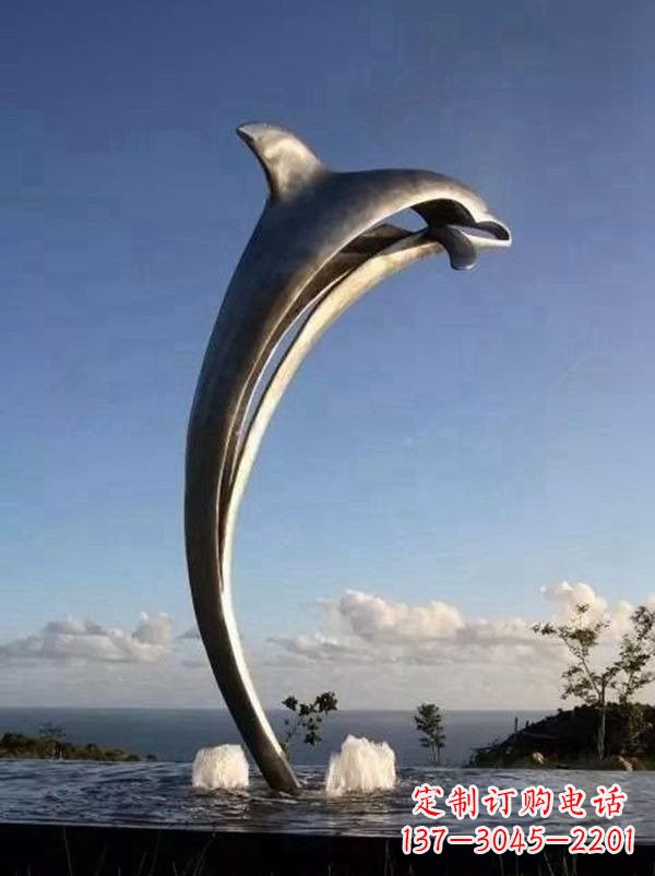 聊城不锈钢海豚雕塑让游客流连忘返
