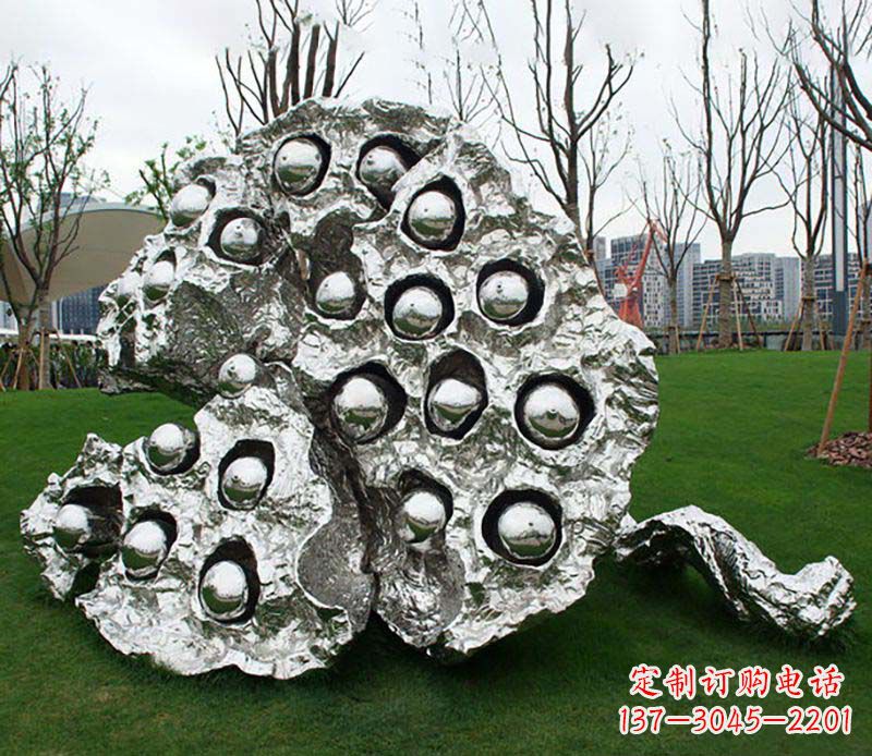 聊城不锈钢莲蓬雕塑——精美极致的艺术品