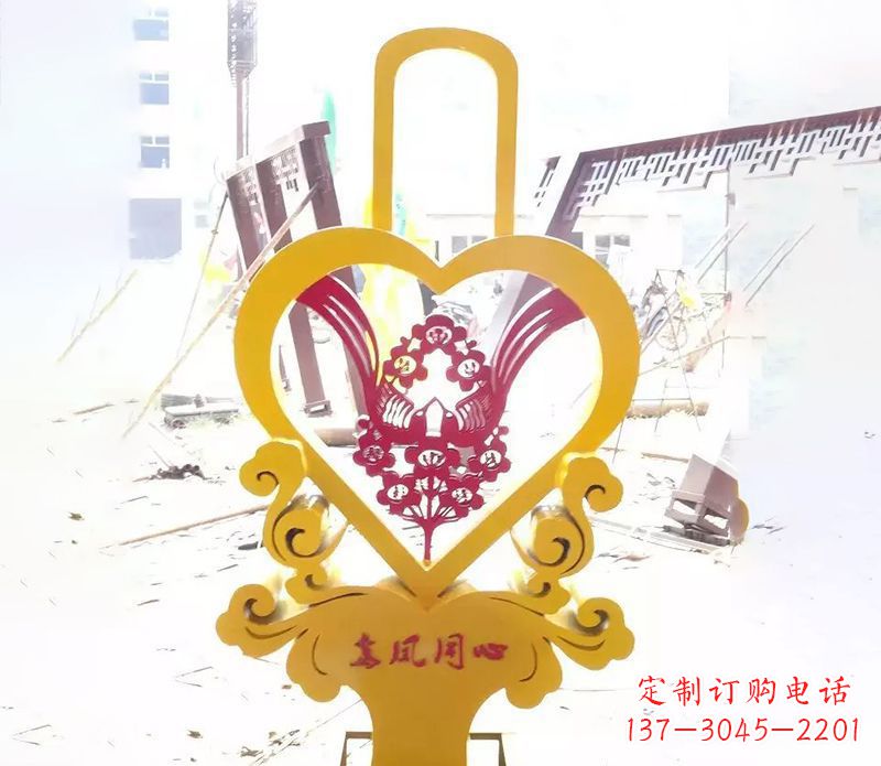 聊城不锈钢龙凤同心雕塑精美雕刻传递着浓浓爱意