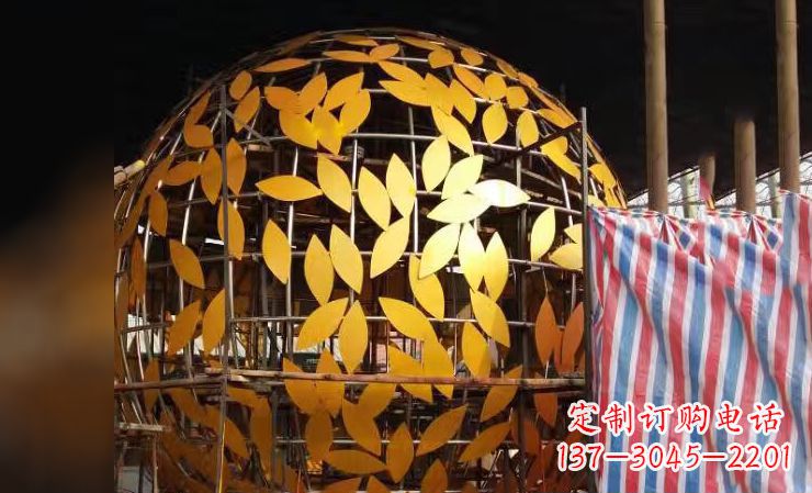 聊城不锈钢镂空树叶雕塑——精美绝伦