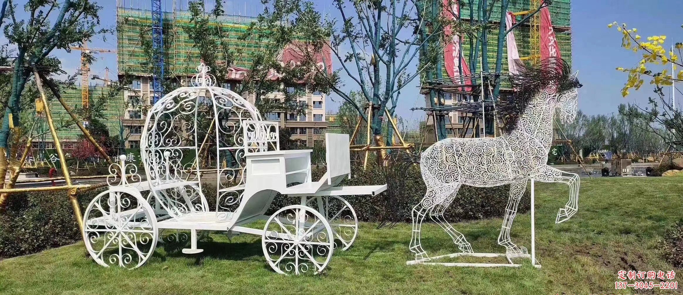 聊城不锈钢马车镂空雕塑精美的艺术品