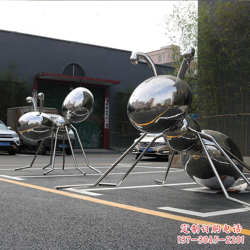 聊城蚂蚁雕塑给城市街道带来活力