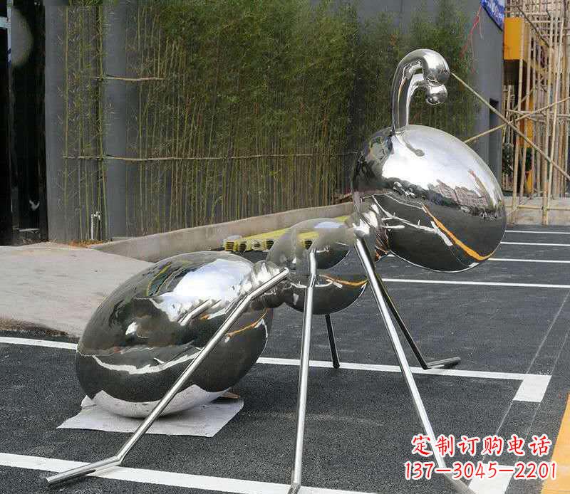 聊城不锈钢蚂蚁雕塑——艺术的融合