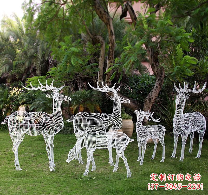 聊城不锈钢梅花鹿雕塑美丽的象征