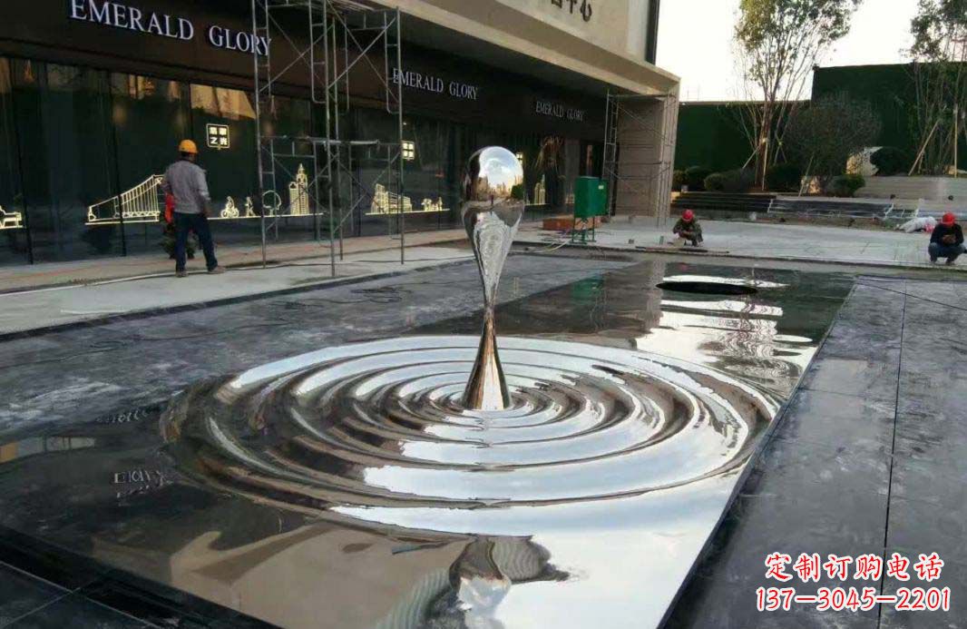 聊城不锈钢水滴雕塑美丽的艺术表现