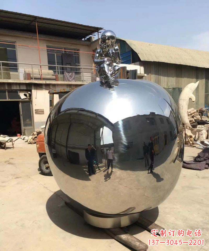 聊城精美不锈钢苹果雕塑