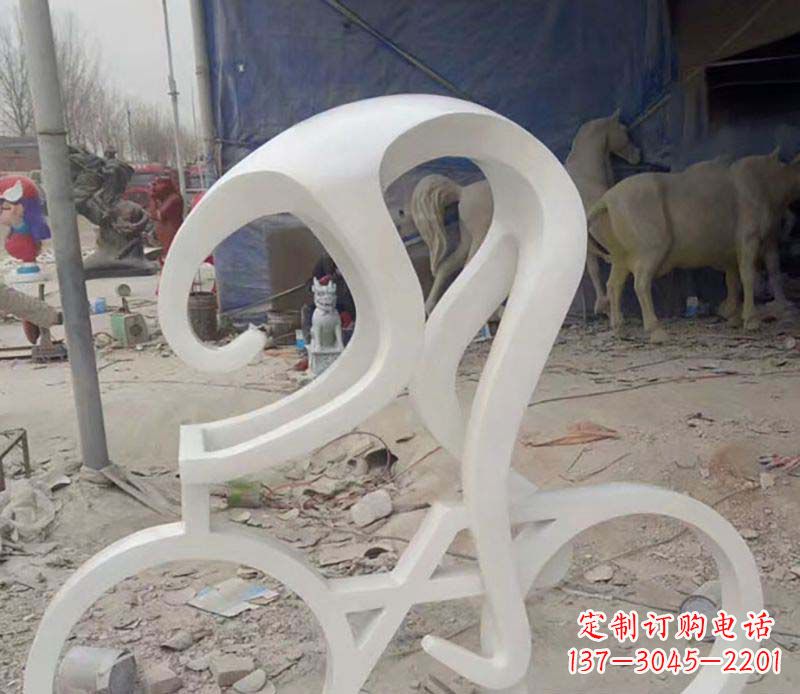 聊城不锈钢自行车雕塑——景观的点缀