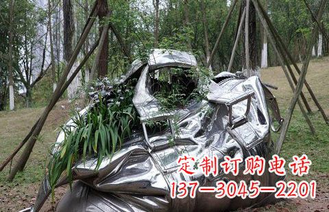 聊城不锈钢手提包雕塑——精美的艺术形式