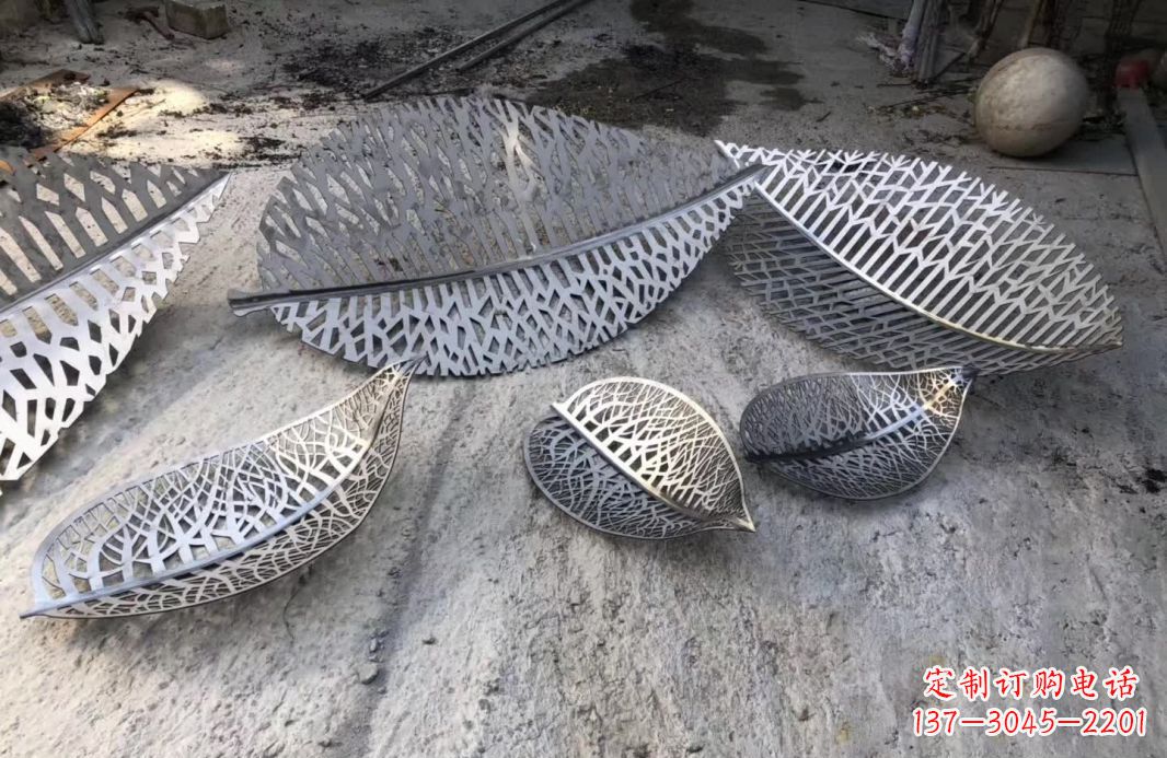 聊城优雅的不锈钢树叶雕塑