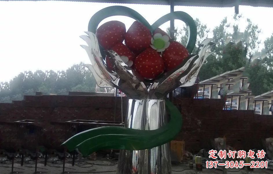 聊城不锈钢水果雕塑精美绝伦