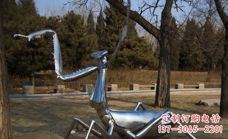 聊城不锈钢螳螂园林景观雕塑创意缔造美景