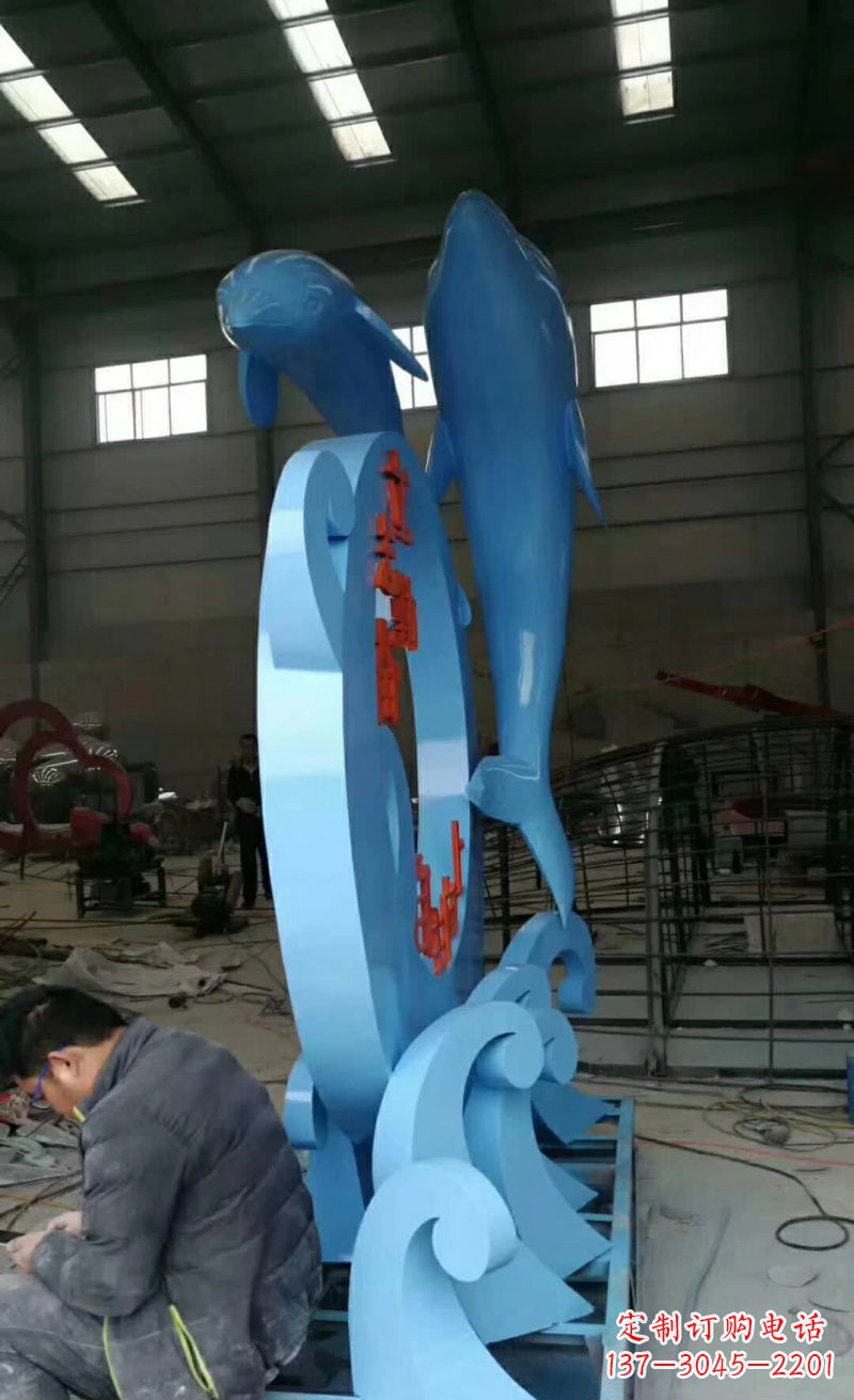 聊城不锈钢海豚雕塑精致优雅的艺术品