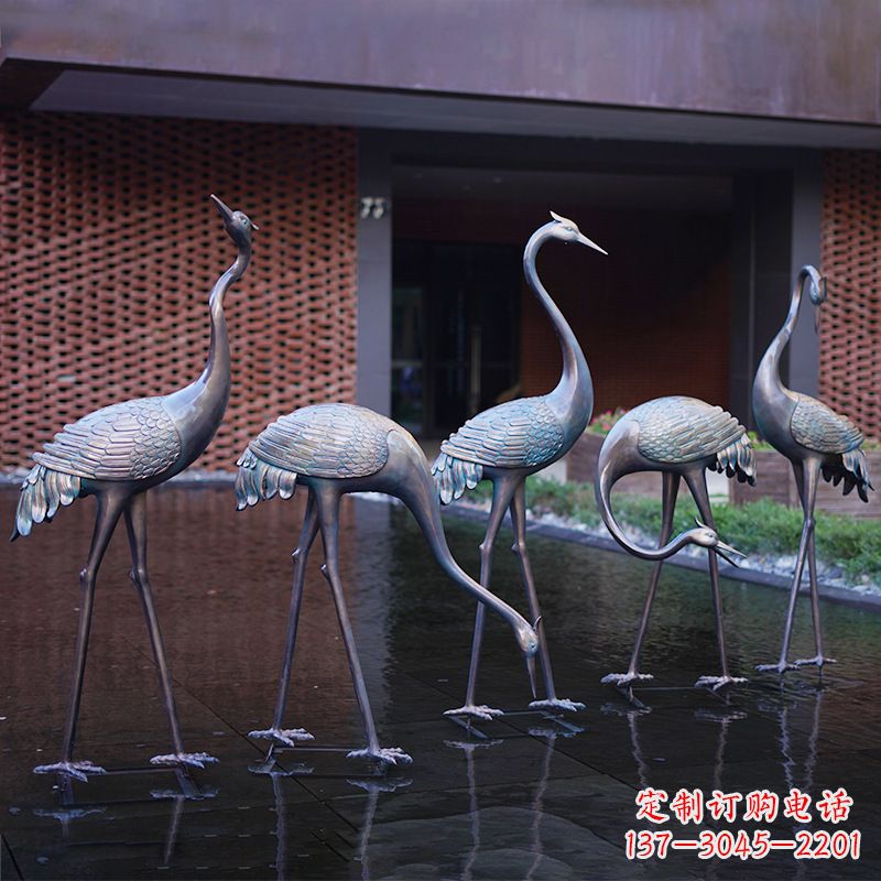 聊城不锈钢仙鹤飞翔雕塑