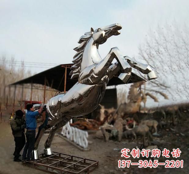 聊城不锈钢现代动物马雕塑