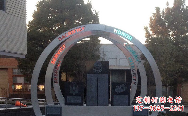 聊城不锈钢艺术门圆环雕塑——精美绝伦