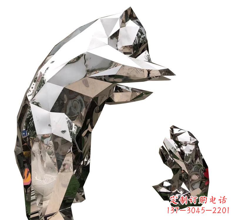 聊城不锈钢园林熊猫雕塑——传承中国文化