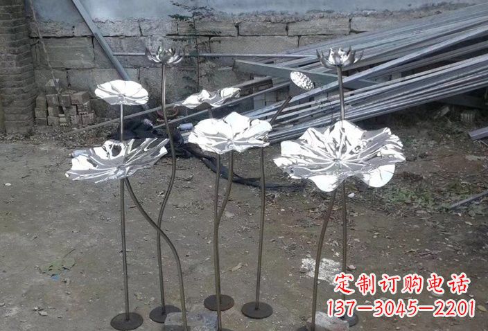 聊城不锈钢荷叶雕塑给园林增添美感