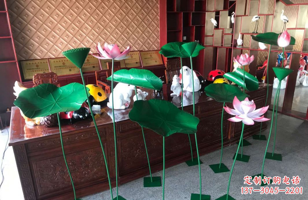 聊城精美不锈钢荷叶雕塑