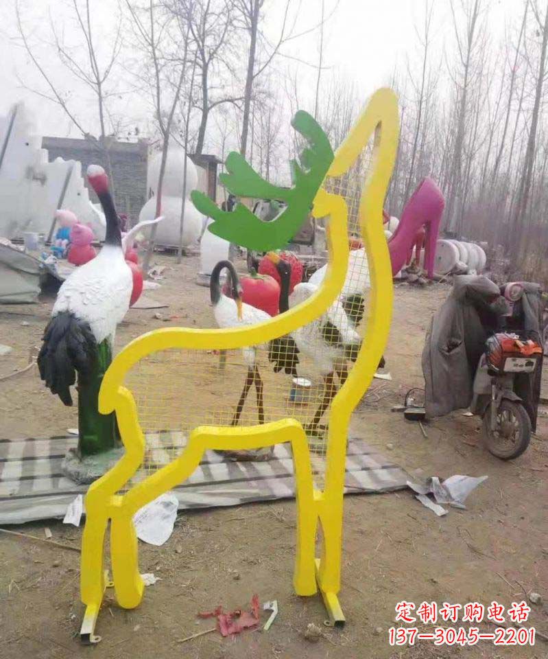 聊城不锈钢园林造型景观小鹿雕塑