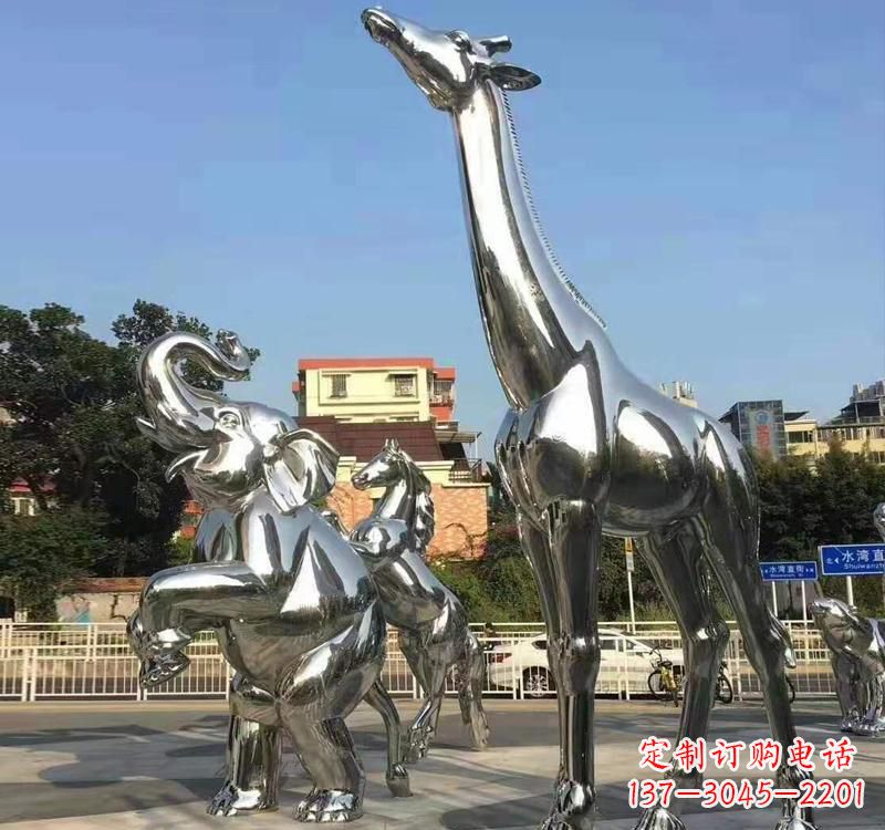 聊城长颈鹿雕塑精美而优雅