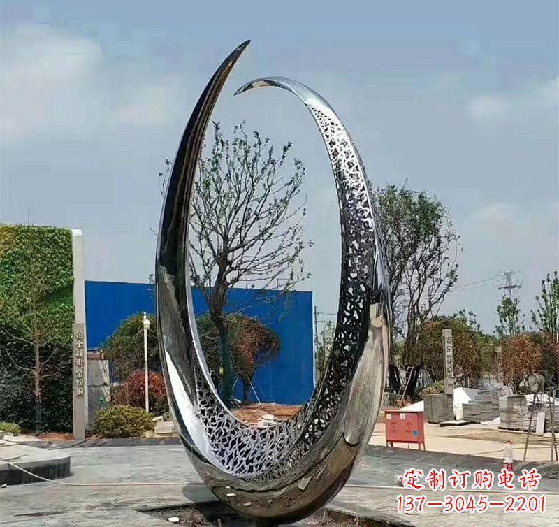 聊城不锈钢圆环雕塑将艺术与实用结合