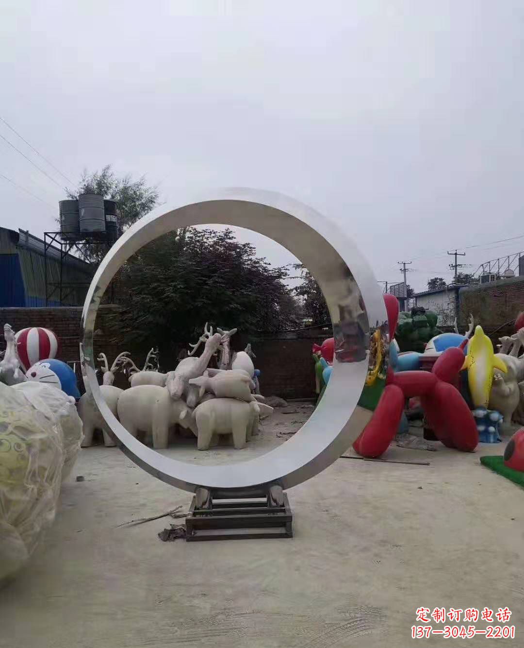 聊城不锈钢圆环雕塑,点缀环境美景