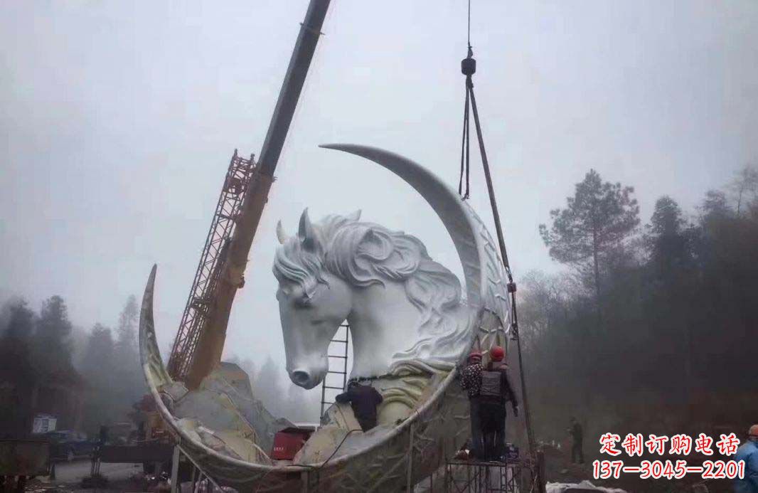 聊城不锈钢月亮雕塑