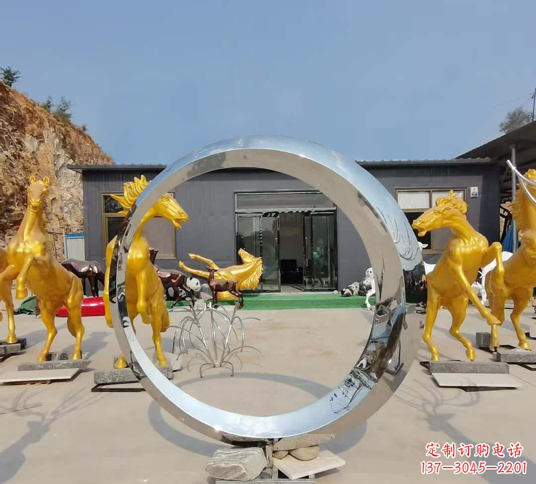聊城不锈钢圆环雕塑让景观更加精彩