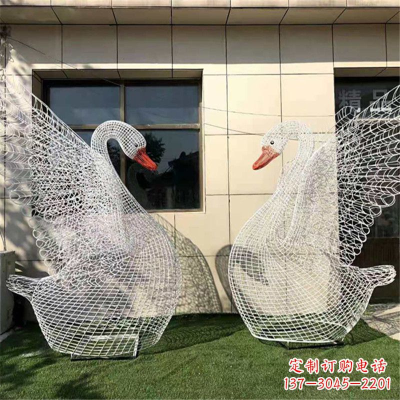 聊城不锈钢展翅网格天鹅雕塑——精美而绚丽