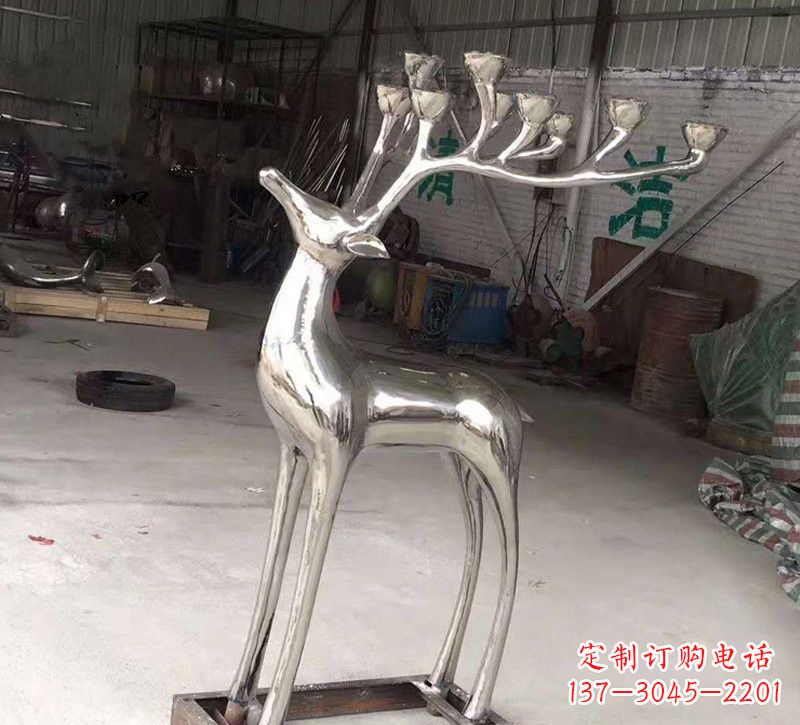 聊城精美梅花鹿雕塑——点亮不锈钢烛台