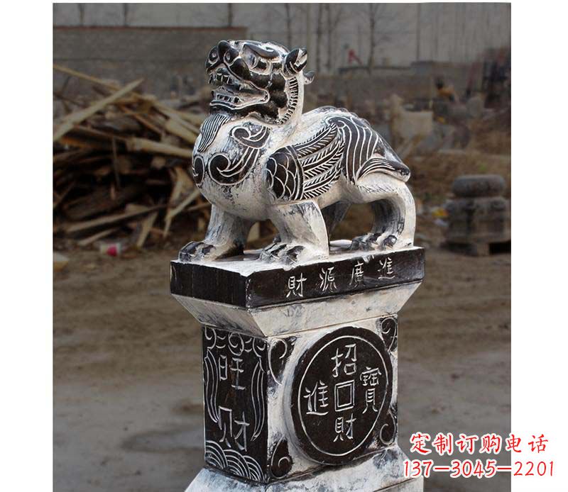 聊城门墩雕塑财源广进的象征