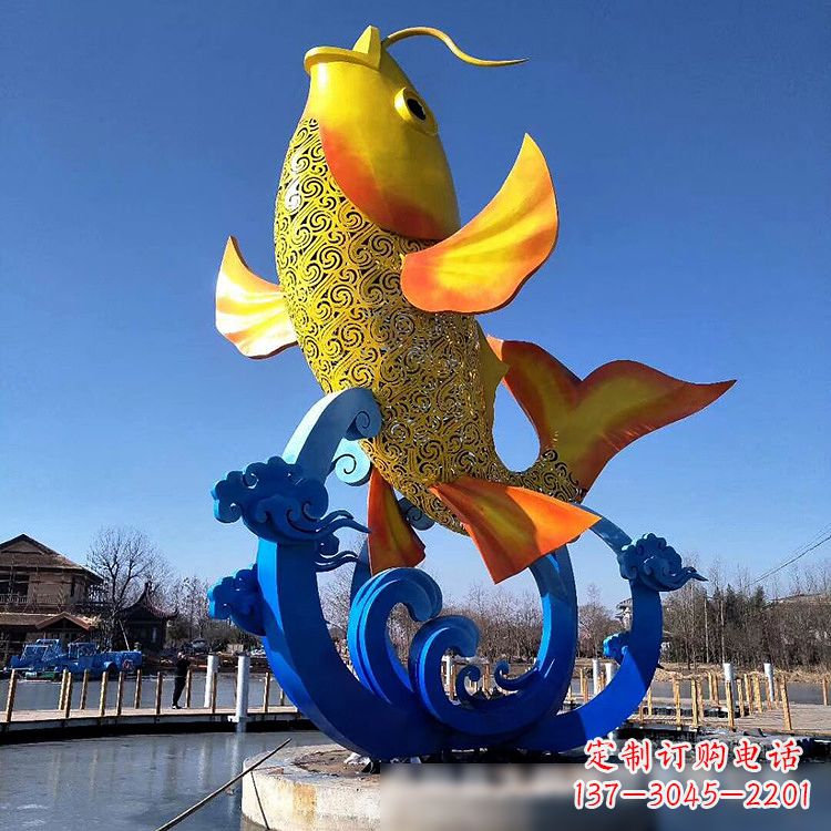 聊城彩绘不锈钢鱼跃雕塑-大型水景喷泉动物雕塑