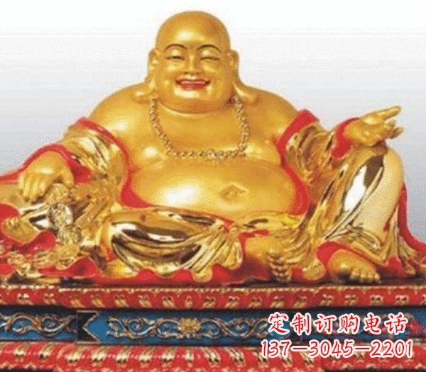 聊城弥勒佛铜雕的精美