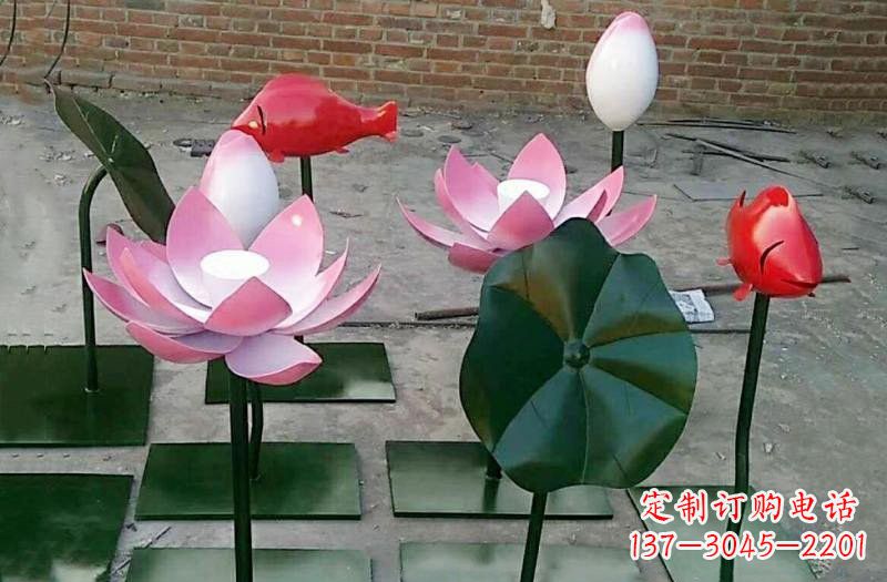 聊城彩色不锈钢鲤鱼雕塑传承古典文化的艺术之作