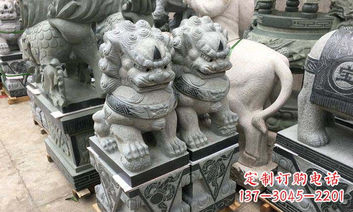 聊城瑞士狮子门口雕塑