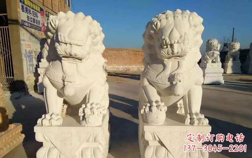 聊城狮子雕塑象征力量与智慧