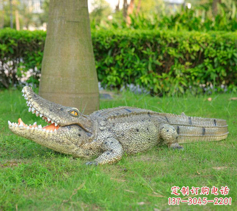 聊城玻璃钢动物雕塑
