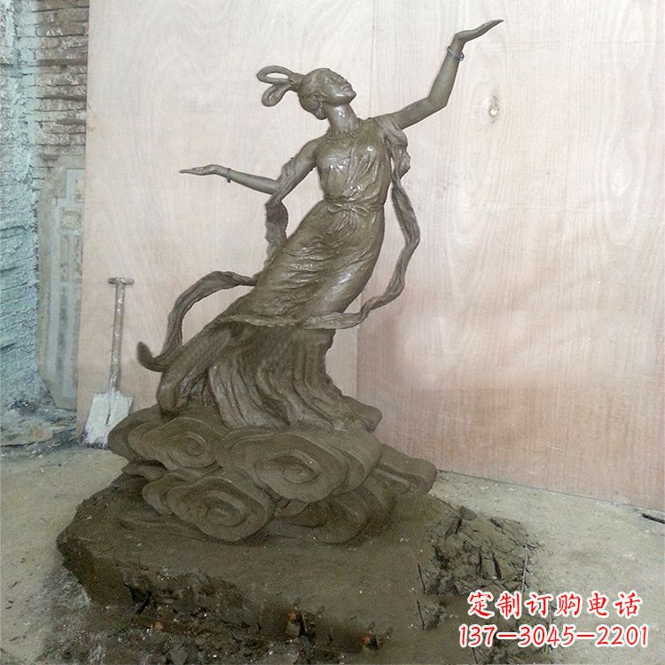 聊城“传说中的嫦娥——嫦娥雕塑”