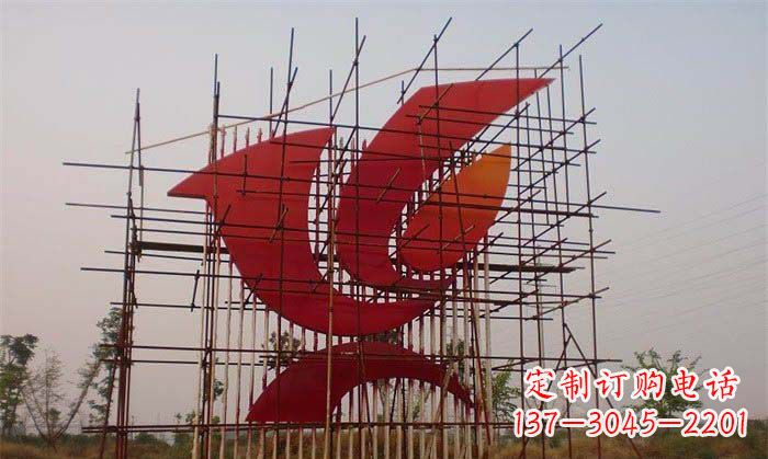 聊城城市和平鸽雕塑传递和平信息